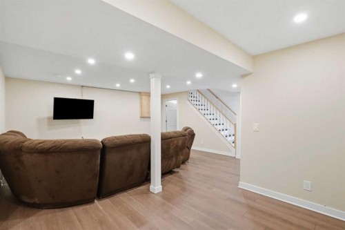 15 Deersaxon Road Se, Calgary, AB 