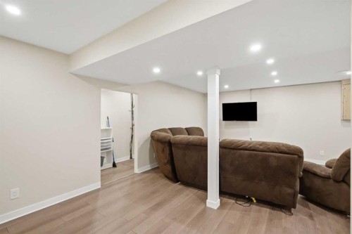 15 Deersaxon Road Se, Calgary, AB 