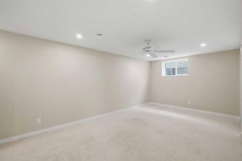 15 Deersaxon Road Se, Calgary, AB 