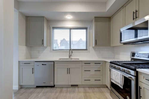 72 Carringvue Way Nw, Calgary, AB 