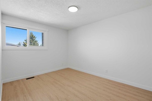 209-5404 10 Avenue Se, Calgary, AB 