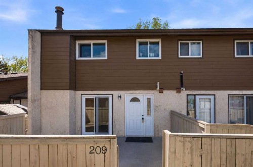 209-5404 10 Avenue Se, Calgary, AB 