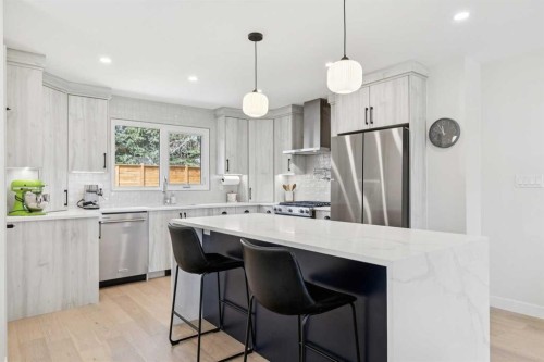 507 Cantrell Drive Sw, Calgary, AB 