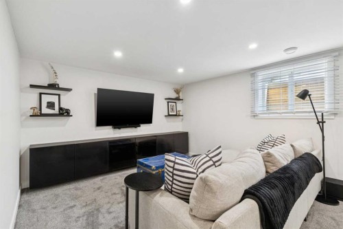 507 Cantrell Drive Sw, Calgary, AB 