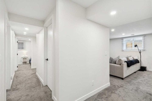 507 Cantrell Drive Sw, Calgary, AB 