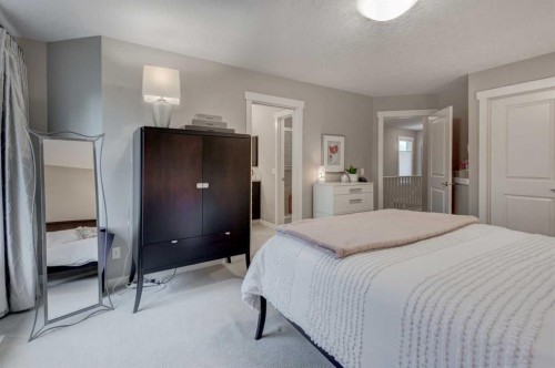 78 Ypres Green Sw, Calgary, AB 