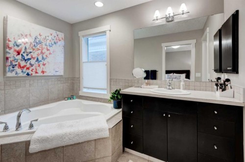 78 Ypres Green Sw, Calgary, AB 