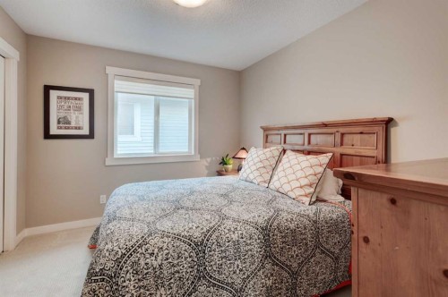 78 Ypres Green Sw, Calgary, AB 