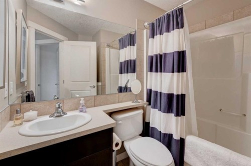 78 Ypres Green Sw, Calgary, AB 