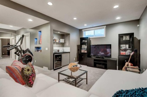 78 Ypres Green Sw, Calgary, AB 