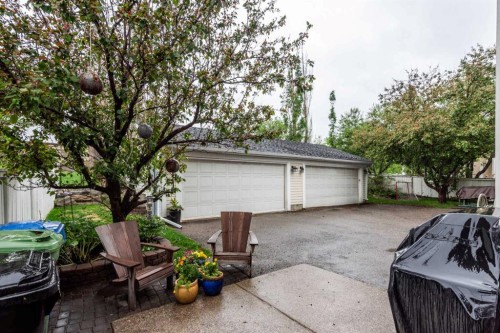 78 Ypres Green Sw, Calgary, AB 