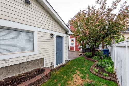 78 Ypres Green Sw, Calgary, AB 
