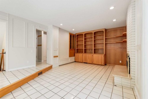 116 Pump Hill Bay Sw, Calgary, AB 