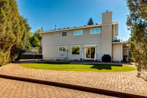 116 Pump Hill Bay Sw, Calgary, AB 