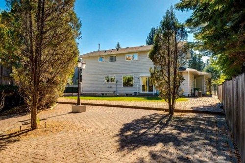 116 Pump Hill Bay Sw, Calgary, AB 