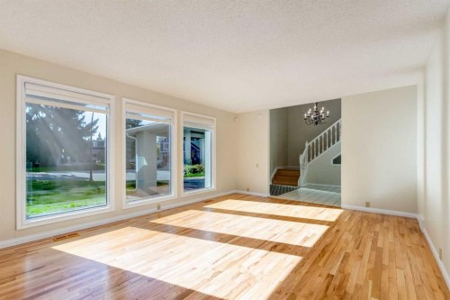 116 Pump Hill Bay Sw, Calgary, AB 