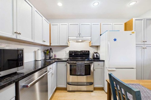 25 Hilton Avenue Nw, Calgary, AB 