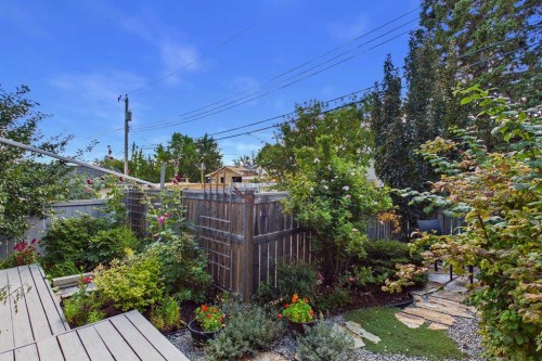 25 Hilton Avenue Nw, Calgary, AB 