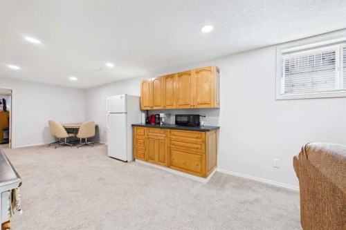 25 Hilton Avenue Nw, Calgary, AB 