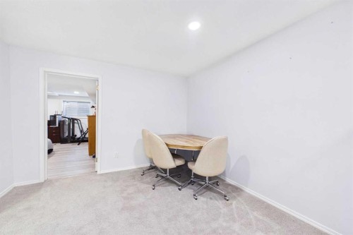 25 Hilton Avenue Nw, Calgary, AB 