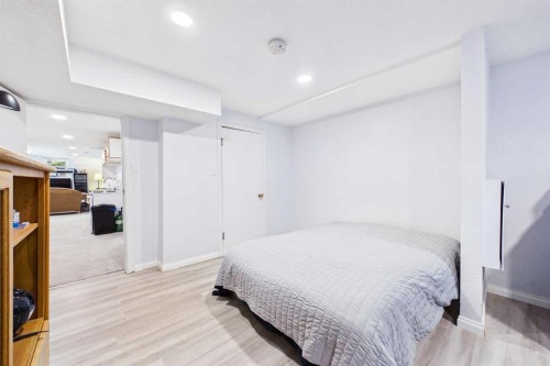 25 Hilton Avenue Nw, Calgary, AB 