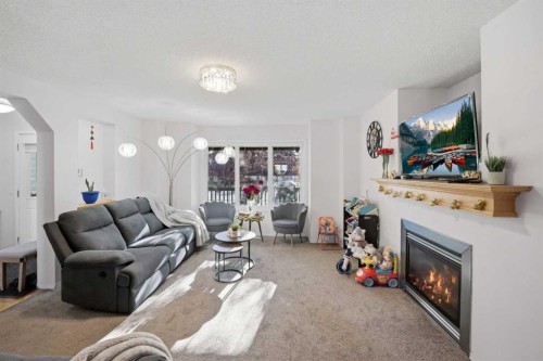 126 Copperfield Manor, Calgary, AB 
