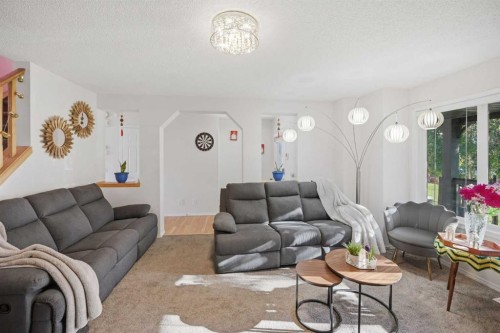 126 Copperfield Manor, Calgary, AB 