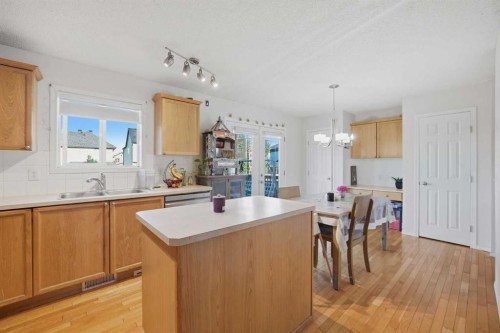 126 Copperfield Manor, Calgary, AB 