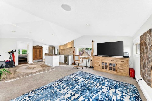 723 4 Street Nw, Calgary, AB 