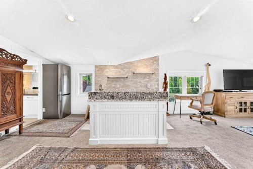 723 4 Street Nw, Calgary, AB 