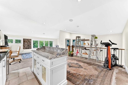 723 4 Street Nw, Calgary, AB 