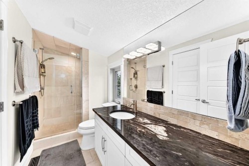 723 4 Street Nw, Calgary, AB 