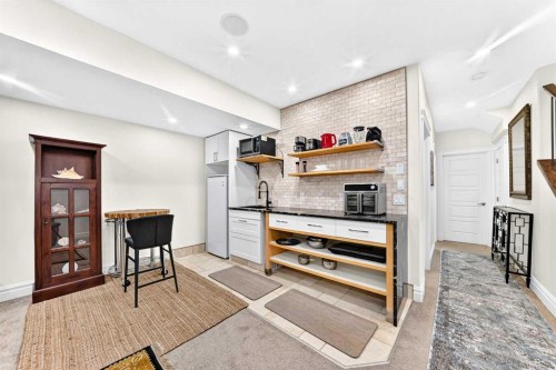 723 4 Street Nw, Calgary, AB 
