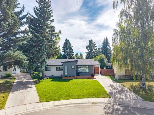 320 Braniff Place Sw, Calgary, AB 