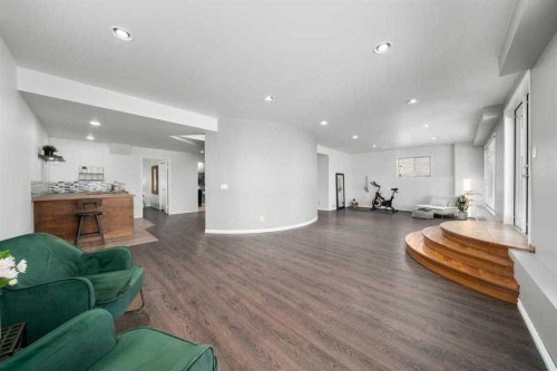32 Evercreek Bluffs Crescent Sw, Calgary, AB 