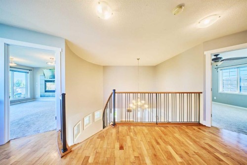 32 Evercreek Bluffs Crescent Sw, Calgary, AB 