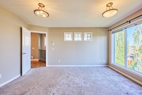 32 Evercreek Bluffs Crescent Sw, Calgary, AB 