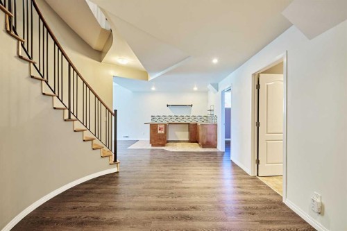 32 Evercreek Bluffs Crescent Sw, Calgary, AB 