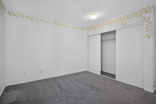 17 Sandpiper Link Nw, Calgary, AB 