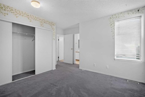 17 Sandpiper Link Nw, Calgary, AB 