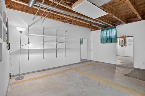 17 Sandpiper Link Nw, Calgary, AB 