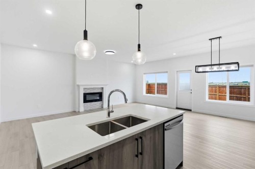 505 Corner Meadows Way Ne, Calgary, AB 