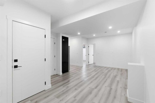 505 Corner Meadows Way Ne, Calgary, AB 
