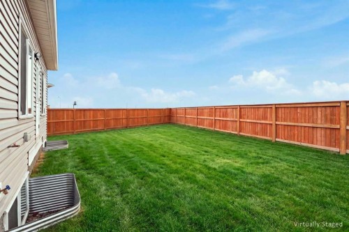 505 Corner Meadows Way Ne, Calgary, AB 