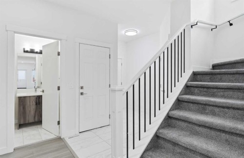 505 Corner Meadows Way Ne, Calgary, AB 