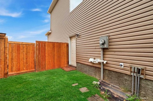 505 Corner Meadows Way Ne, Calgary, AB 