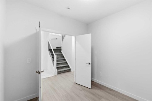 505 Corner Meadows Way Ne, Calgary, AB 