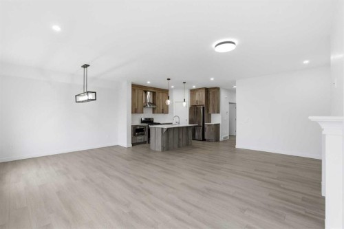 505 Corner Meadows Way Ne, Calgary, AB 