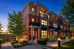 701 Aspen Meadows Hill SW Calgary, AB T3H 0G4