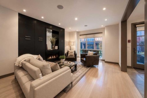 701 Aspen Meadows Hill Sw, Calgary, AB 